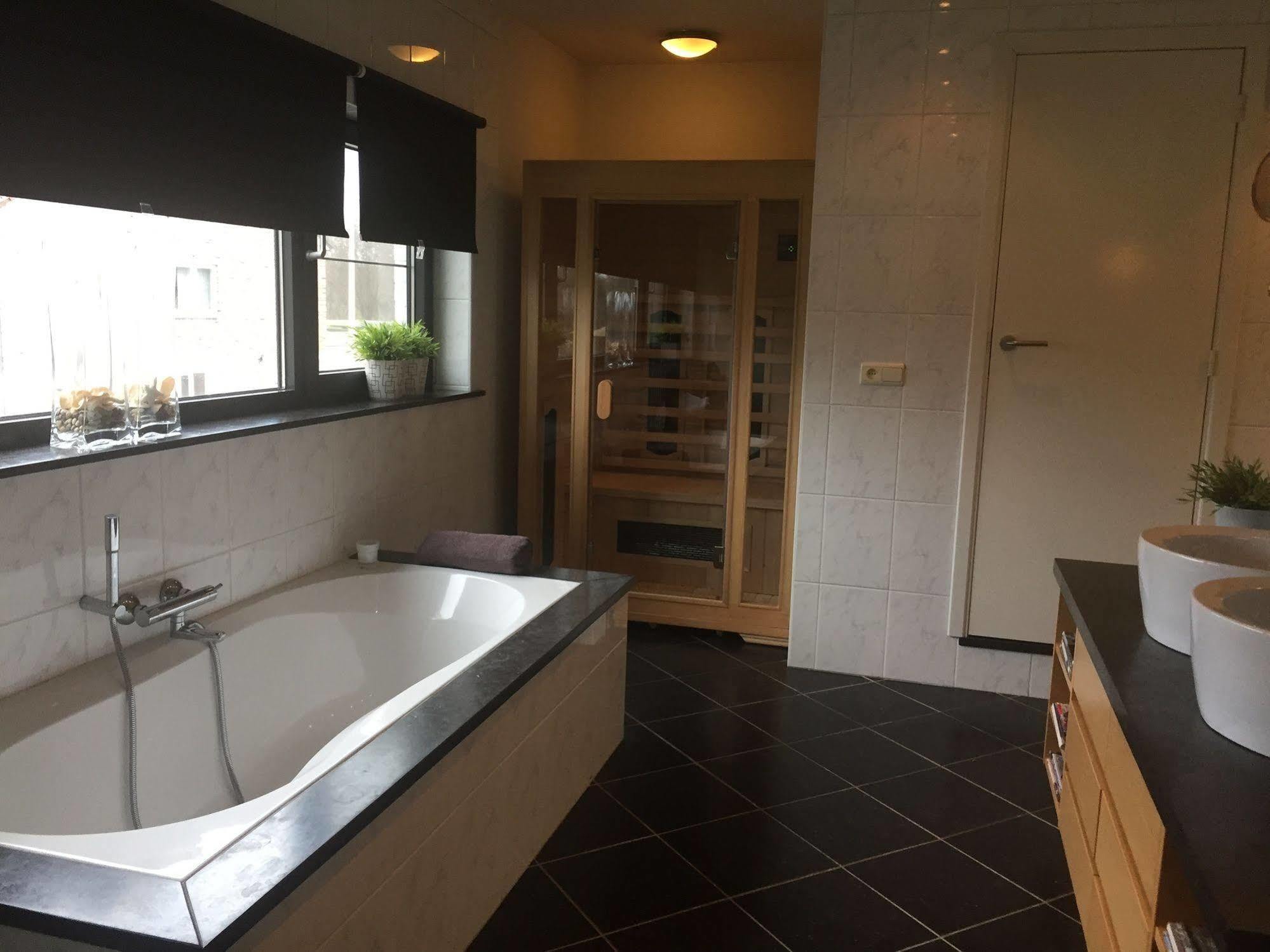 B&B Montenakerhof Римст Экстерьер фото