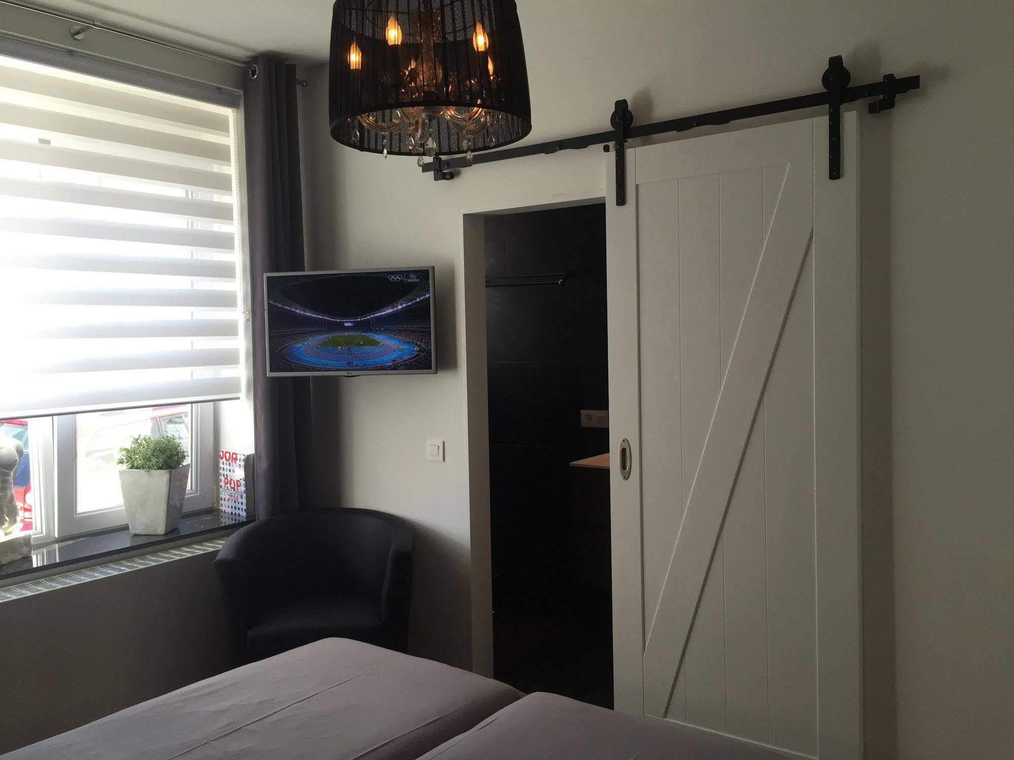 B&B Montenakerhof Римст Экстерьер фото